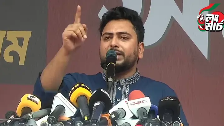 এই লংমার্চ চাঁদাবাজ, সন্ত্রাস ও মাদকের বিরুদ্ধে: নাহিদ ইসলাম